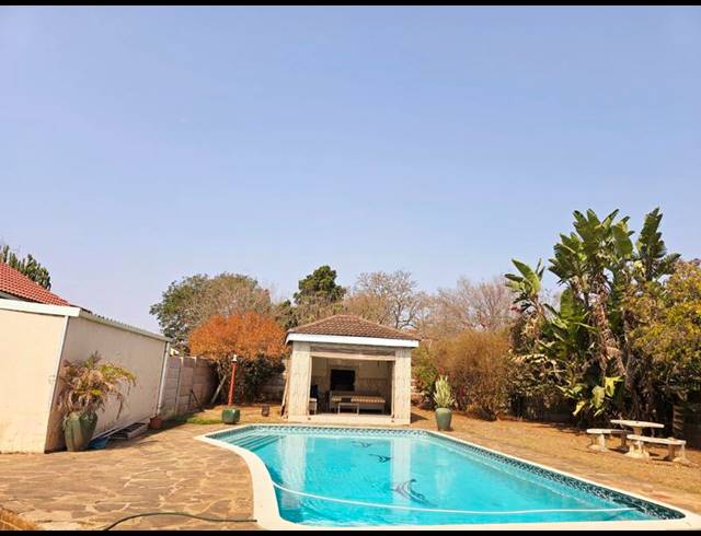 4 BEDROOM HOUSE FOR SALE IN EPWORTH